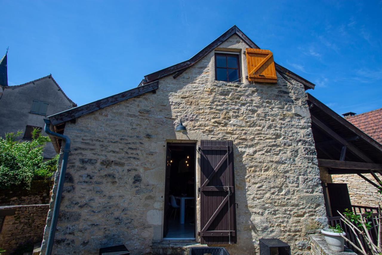 Maison En Pierres Au Coeur Du Village Medieval De * Villeneuve-d'Aveyron