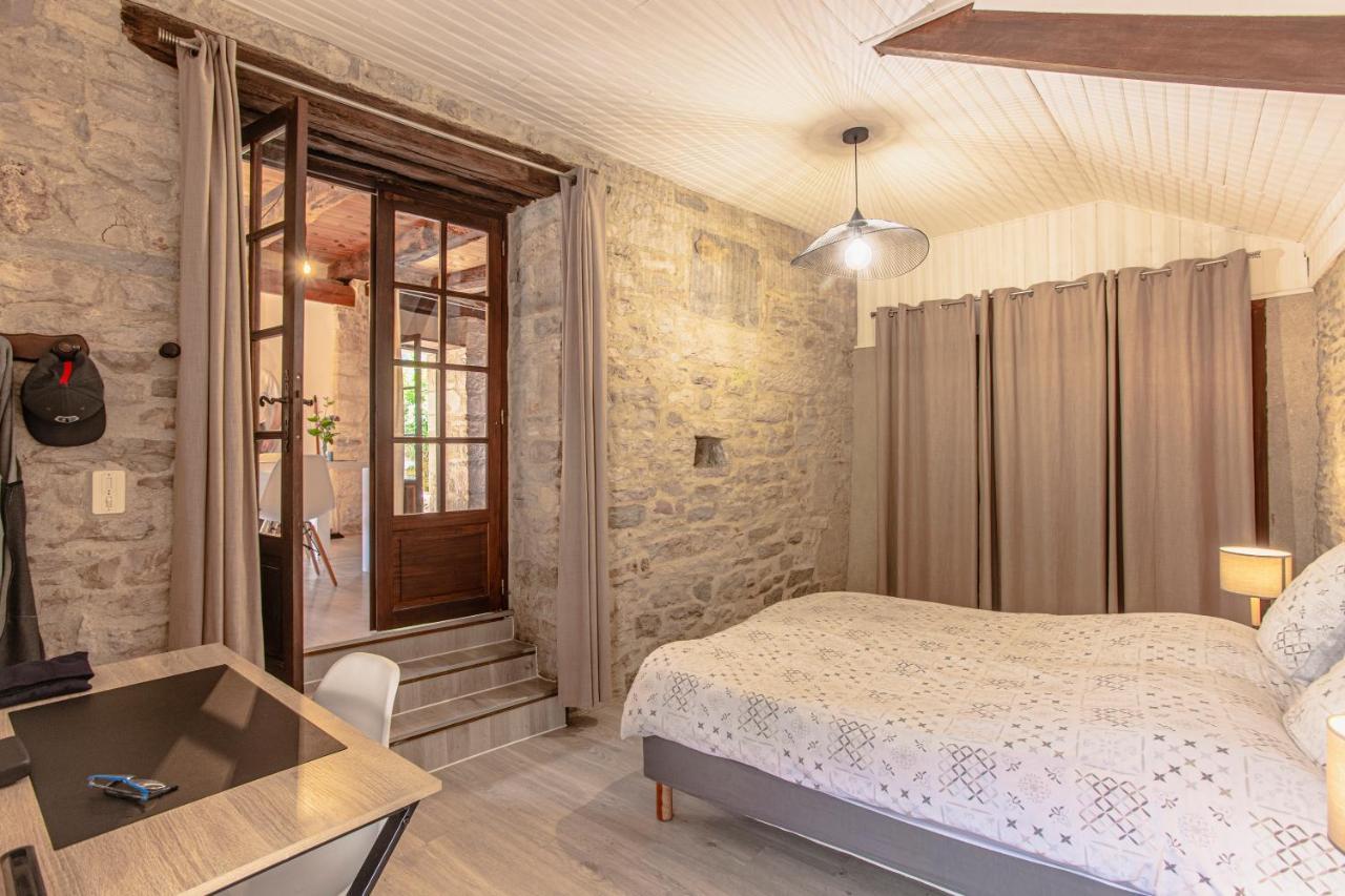 Maison En Pierres Au Coeur Du Village Medieval De Vakantiehuis Villeneuve-dʼAveyron
