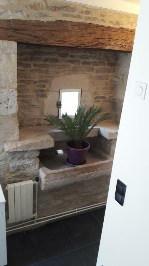 Maison En Pierres Au Coeur Du Village Medieval De Villeneuve-d'Aveyron