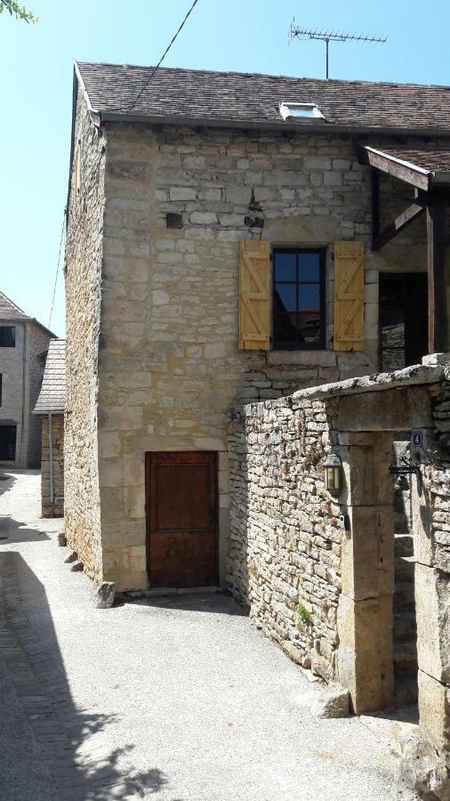 Holiday home Maison En Pierres Au Coeur Du Village Medieval De *